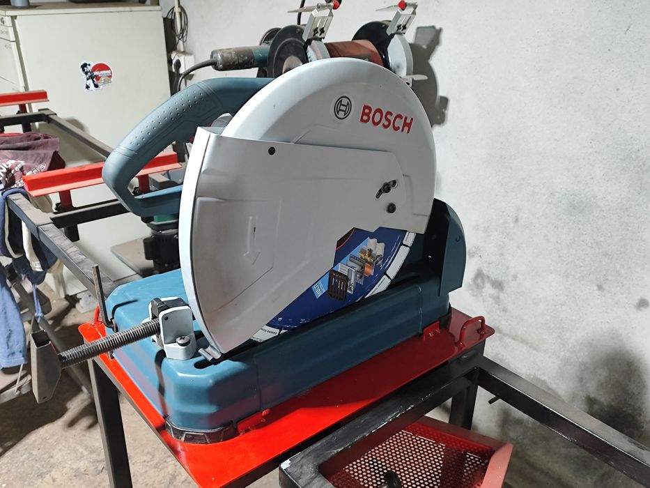 Serra de corte para metal Bosch GCO 14-24 J Professional