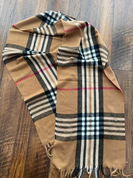 Шарф в стилі Burberry бежевий
