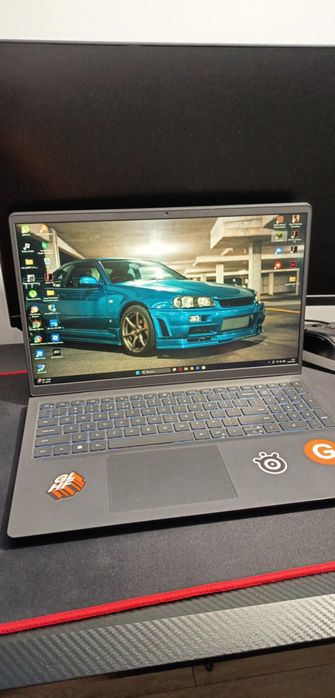 Laptop biurowy Dell Vostro
