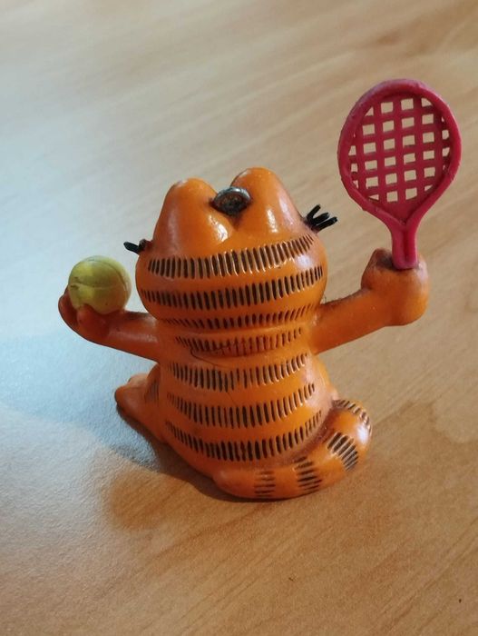 Boneco Garfield PVC Ténis