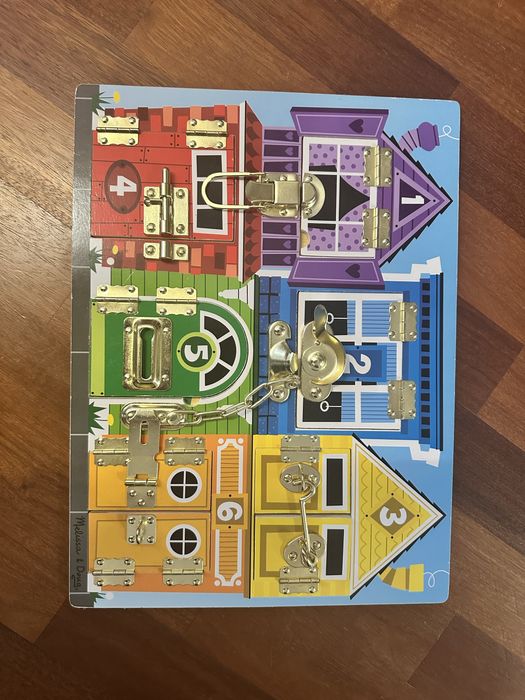 Tablica manipulacyjna Melissa and Doug