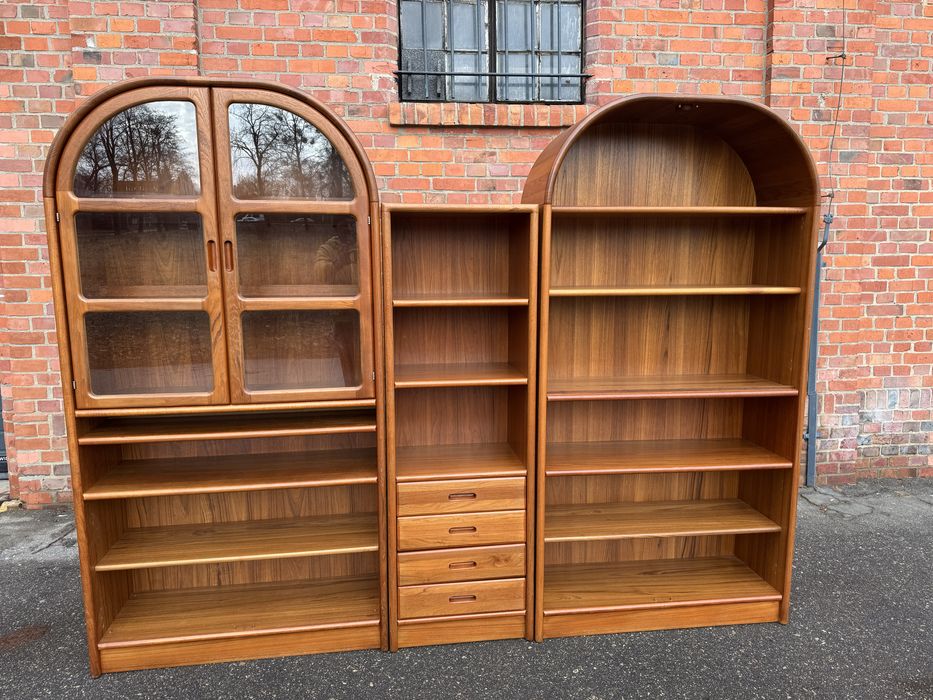 Tekowe regały Dyrlund, Dania, lata 70., mid-century modern design