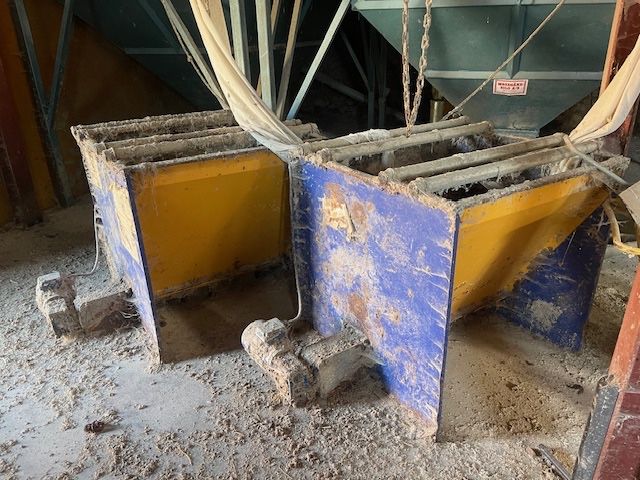 Silos na pasze - WEWNĘTRZNY - Silosy 2 tony pojemność