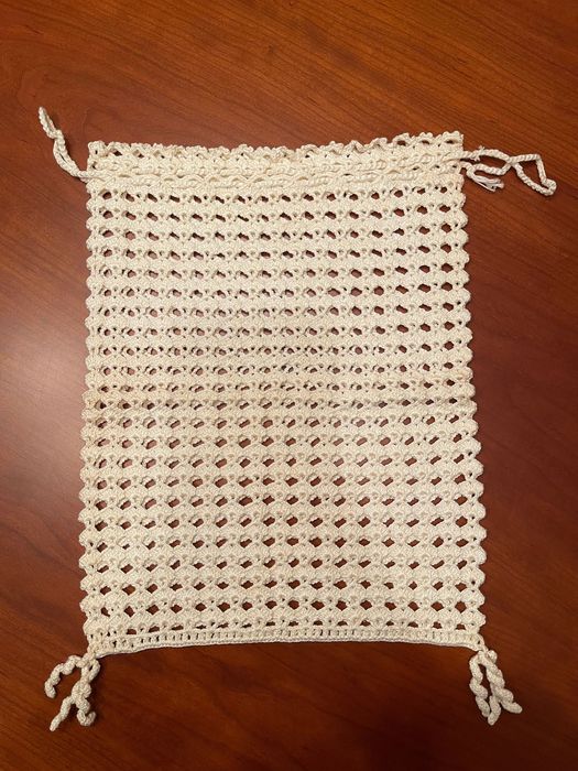 Saco de pão em renda branco