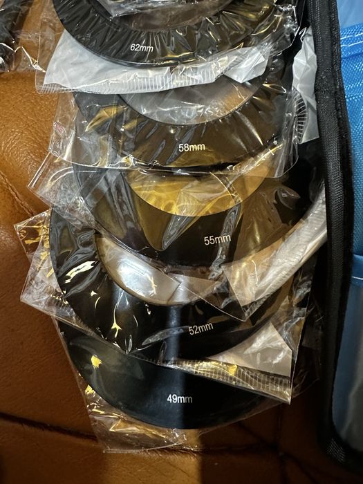 Набір, градуйовані кольорові фільтри та перехідні кільця 49-82 мм