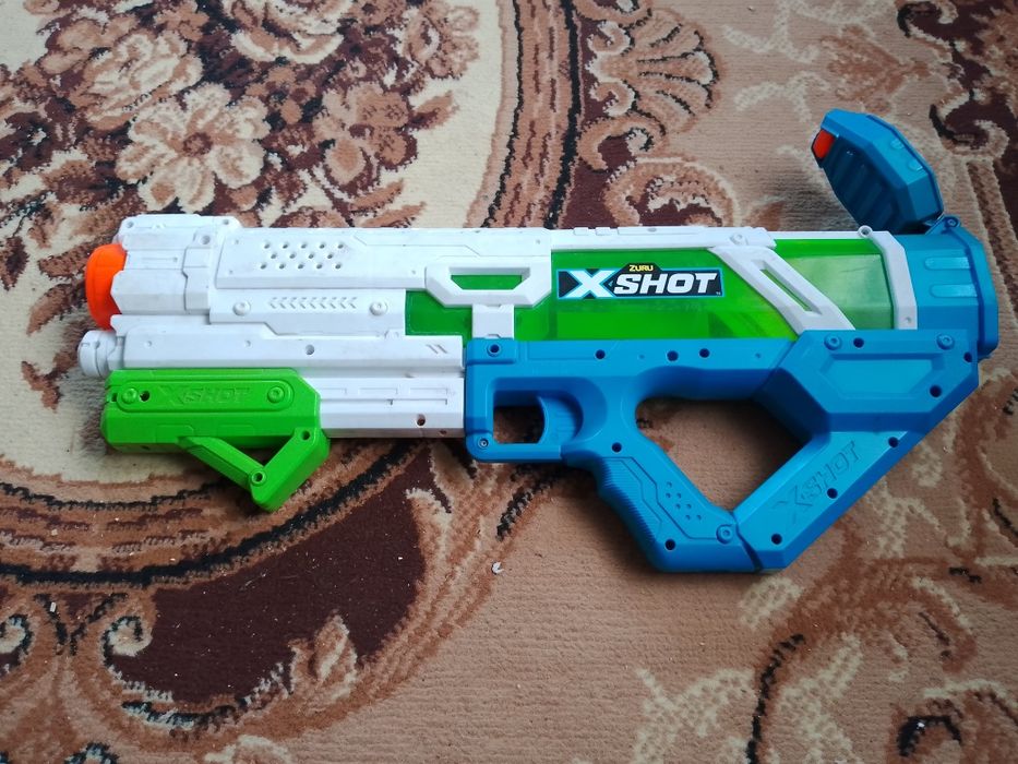 Водний пістолет XSHOT