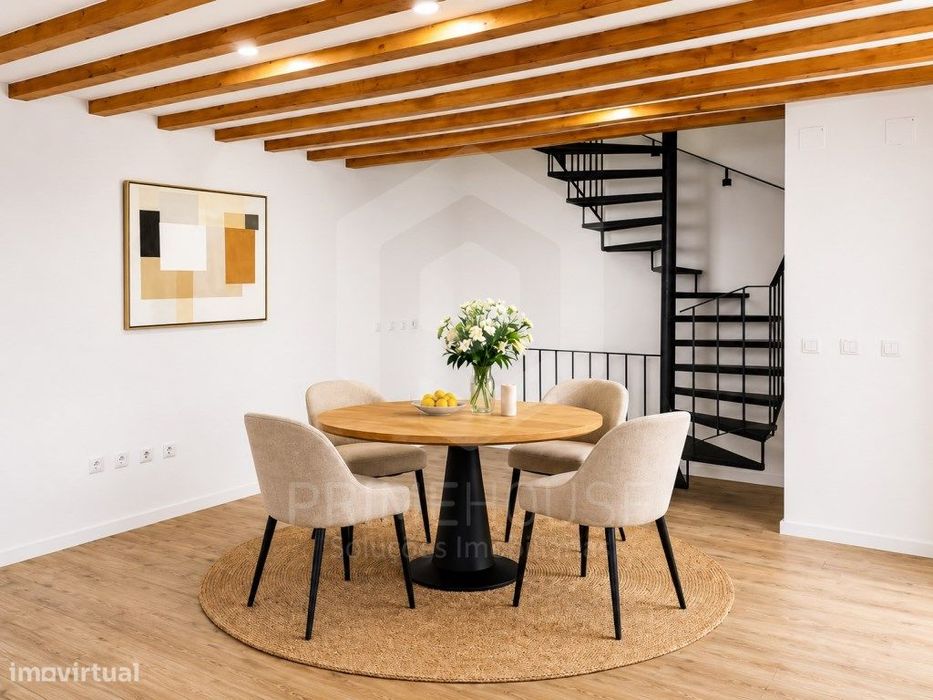 Apartamento T1 no Centro de Vila Nogueira de Azeitão