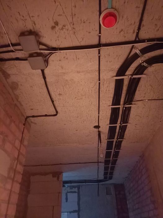 Електрик, електромонтажні роботи.