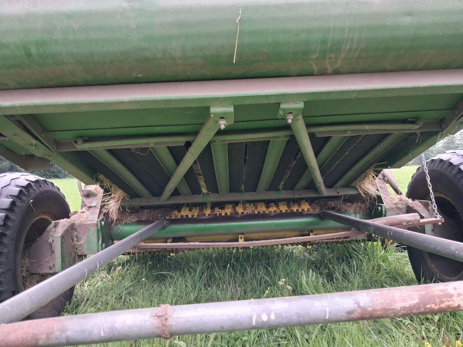 Prasa John Deere