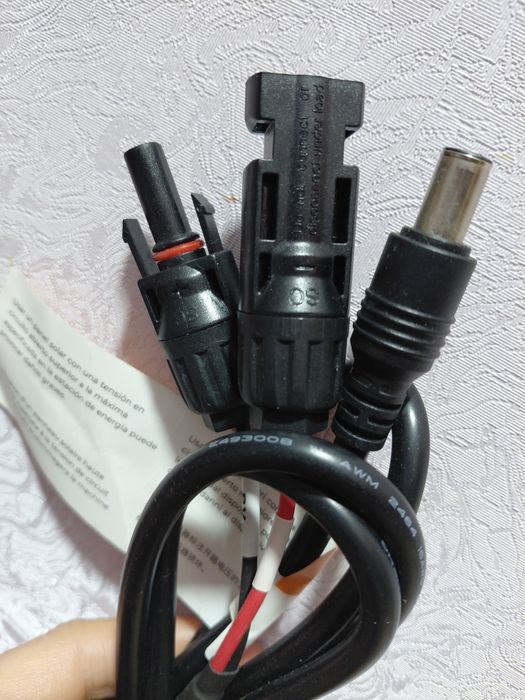 Кабель для станції Блюетті сонячної батареї.