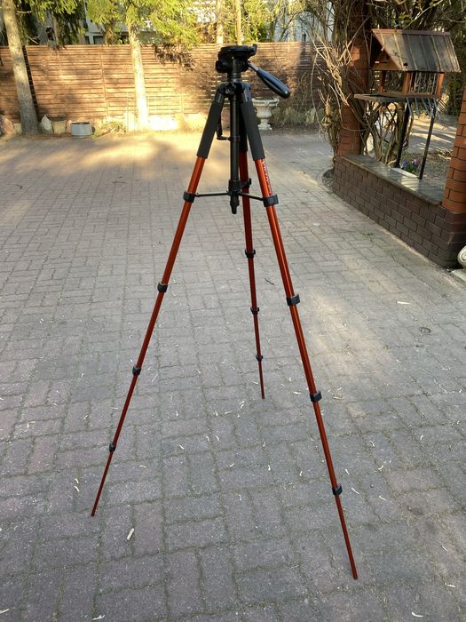 Nikon D5300, bardzo mały przebieg + statyw Victiv nt70
