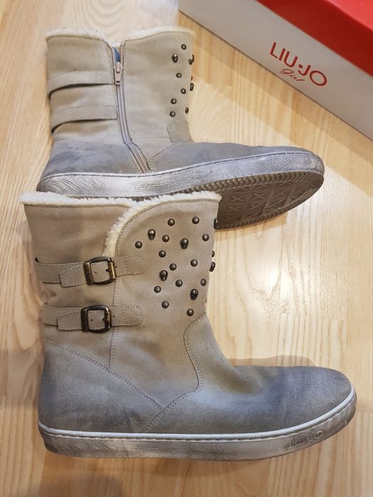 Botki LIU  JO  Girl  zamszowe beżowe  z czachami  i futerkiem  r.40