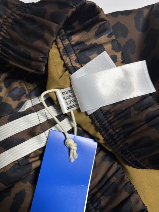 Широкі леопардові спортивки adidas штаны адидас y-3 wales boner