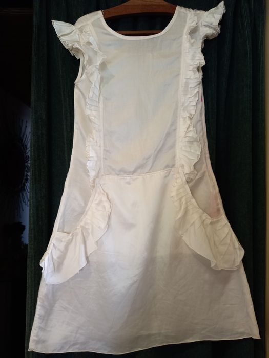 Vestidos com folhos e espartilho ganga