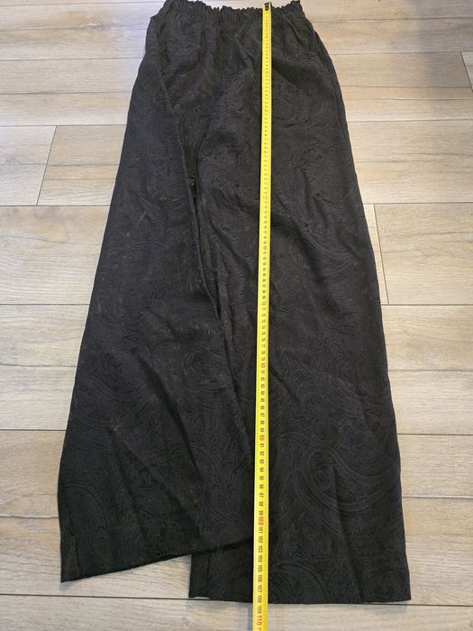 Spodnie jak r.S
Piękne i wygodne 

Wymiary na zdjęciach