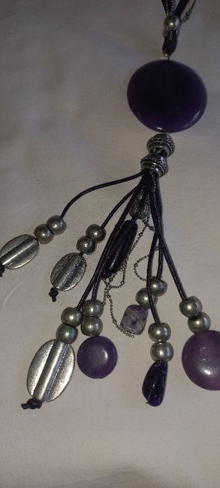 Colares de bijuteria