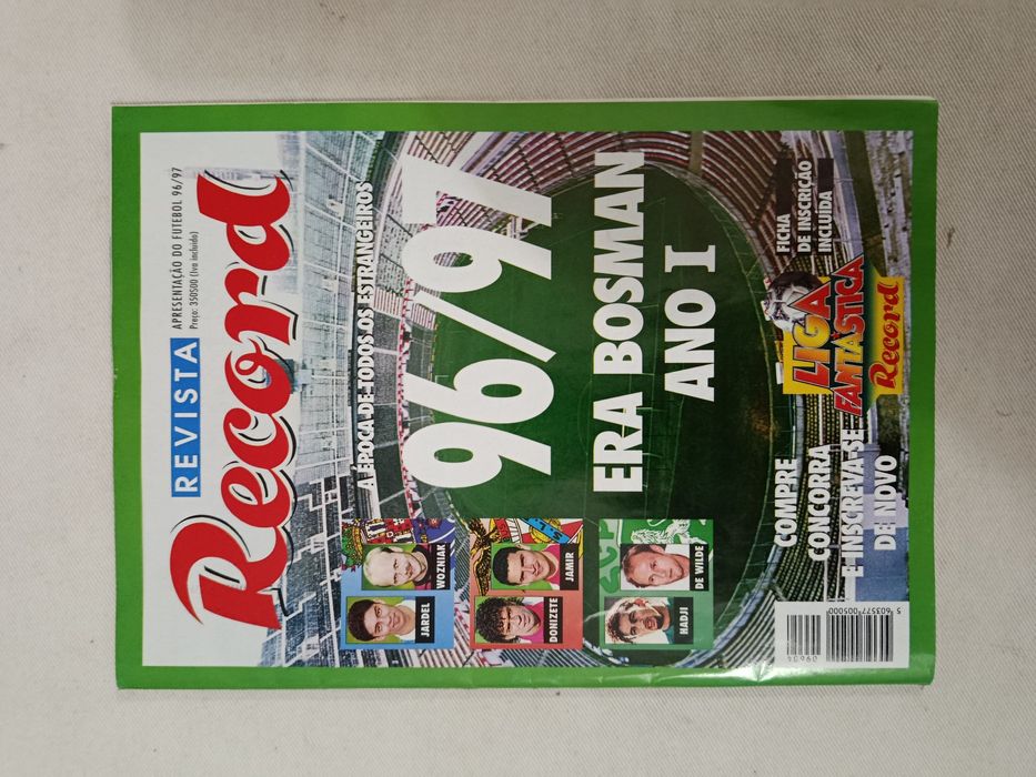 8  REVISTAS  Colecionáveis  ( 3 )
