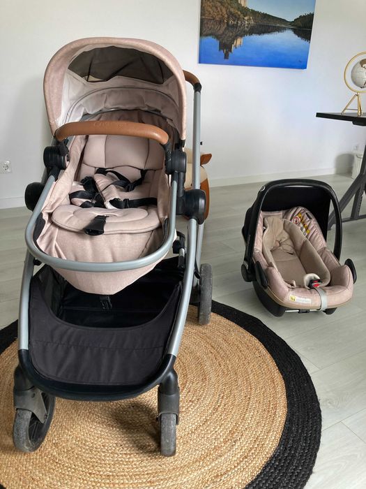 Carrinho bebeconfort Zelia + Ovinho + Base isofix + espelho Chicco
