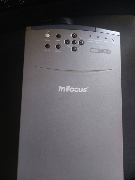 Infocus lp260 retroprojector