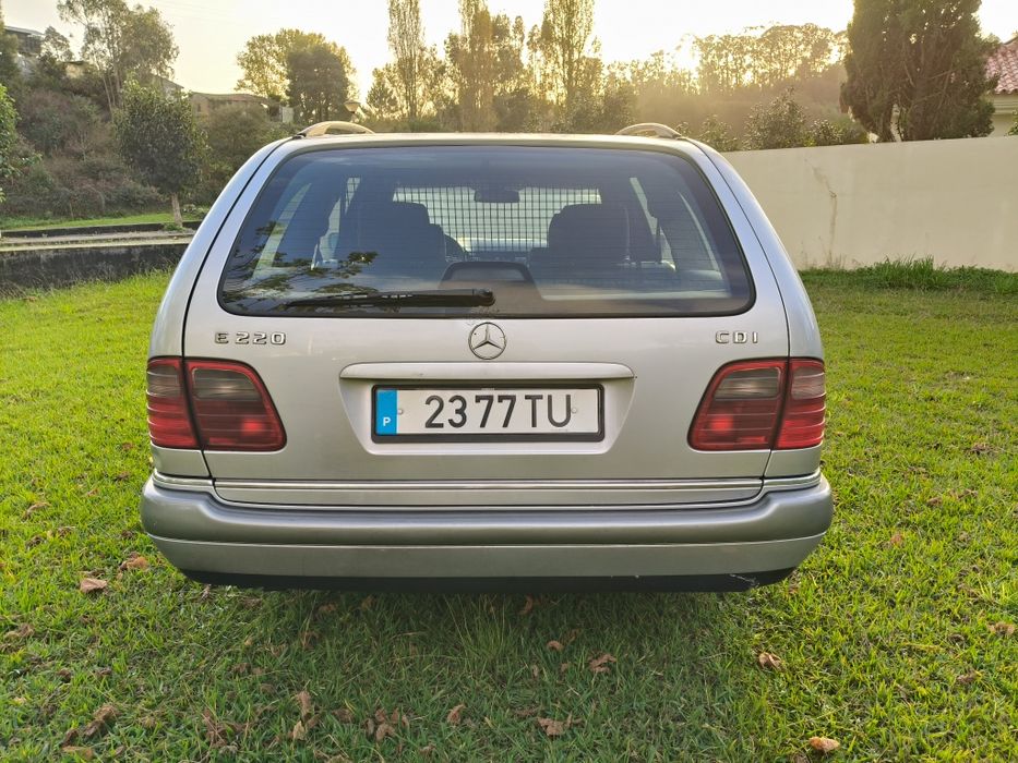 Mercedes E 220 CDI Cx Automática