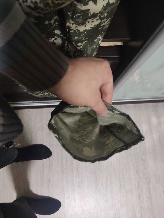 Штани камуфляжні нові