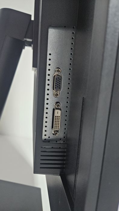 Monitor Samsung polecam.