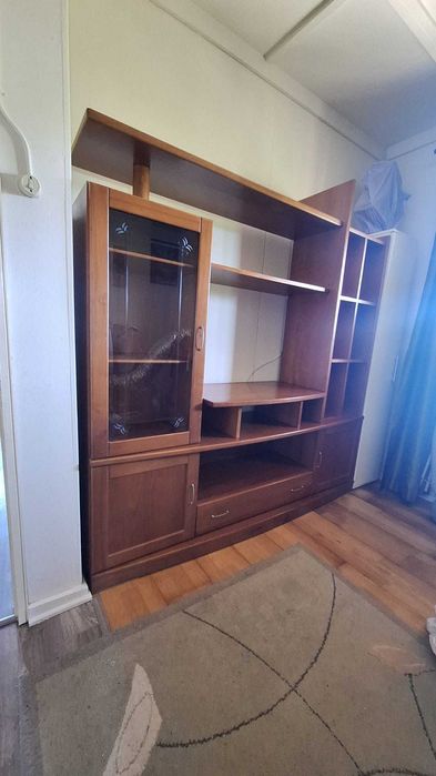 Vendo móvel de sala com espaço para Tv