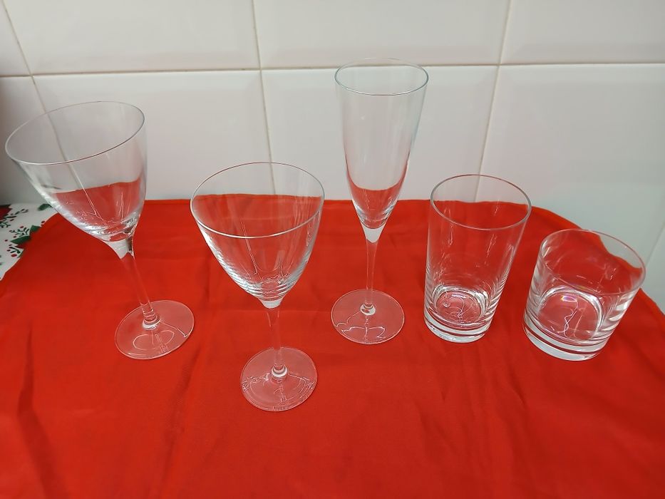 Conjunto de copos de cristal