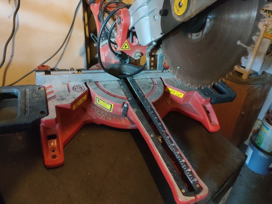 Piła ukośnica Einhell