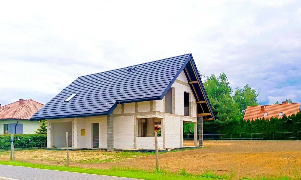 Dom w Aurorach – wersja powiększona | Stan surowy otwarty | Wszystkie media | Spokojna okolica