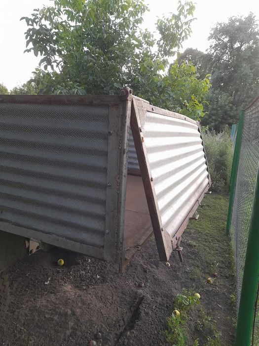 Продам причеп одновісний з гдравлікою