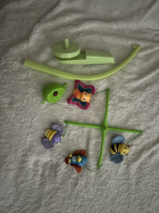 Продам мобіль chicco