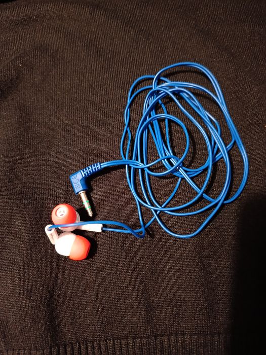 Auriculares com Fio em Silicone – Novo, Confortáveis e Leves
