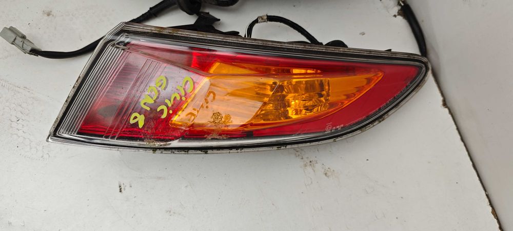 HONDA CIVIC VIII HATCHBACK 06-11 ROK Lewa i Prawa Lampa lewy i prawy tył