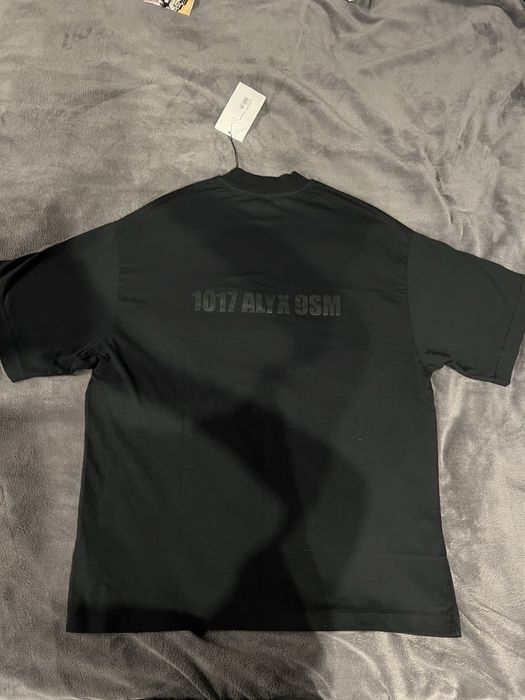 Футболка 1017 ALYX 9SM S розмір