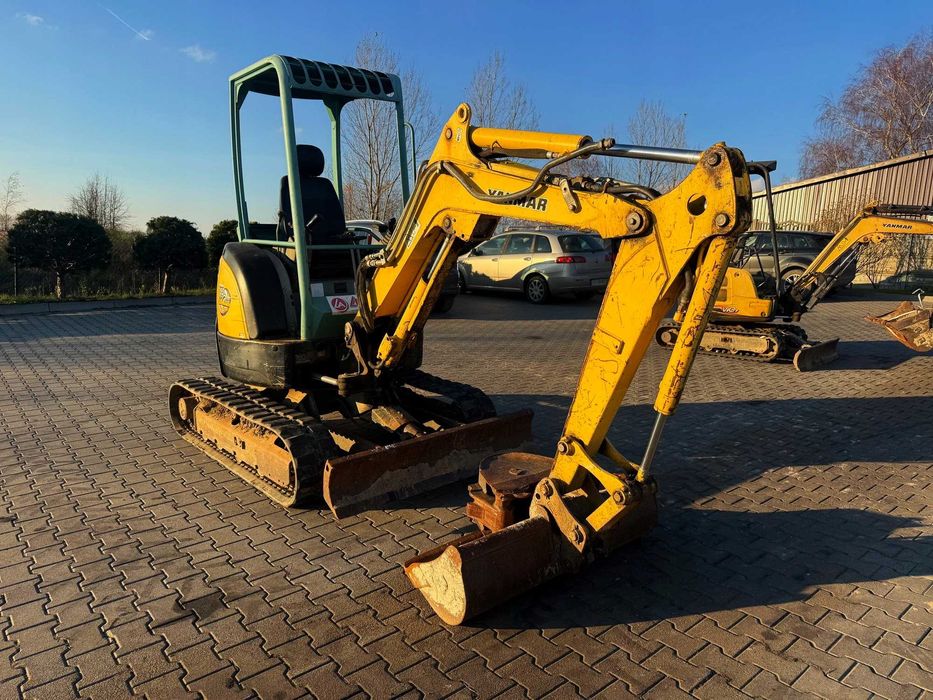 Міні-екскаватор YANMAR VIO25-4