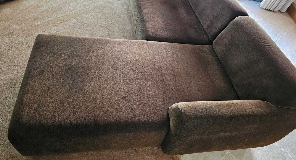 Sofá com chaise long em muito bom estado
