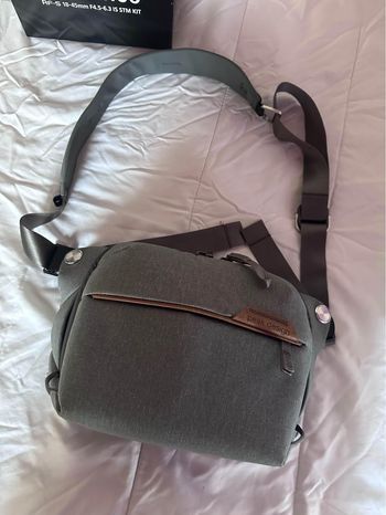 Maquina Fotografica Canon EOS R100