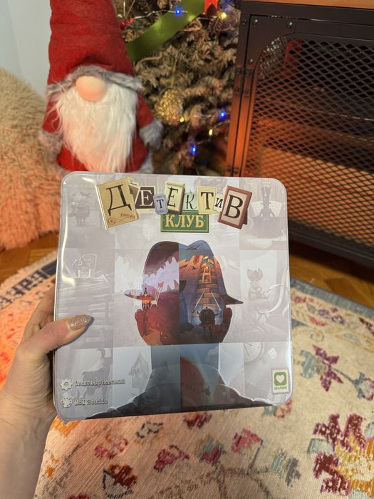 Настійльна гра детектив клуб