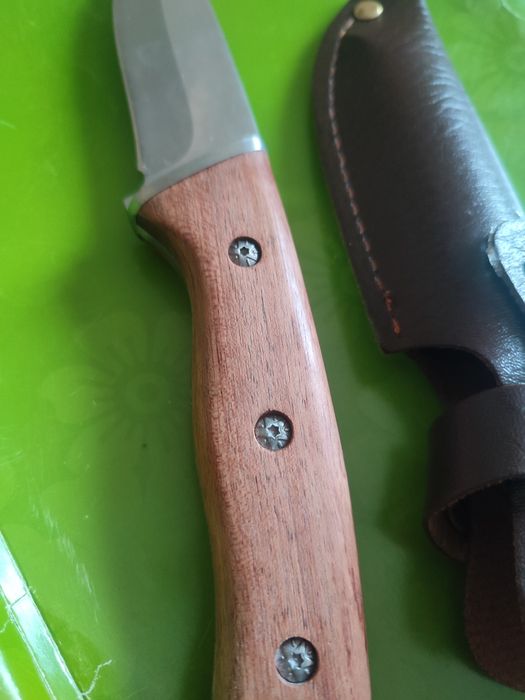 Продам походной нож охотничий  нож для дома