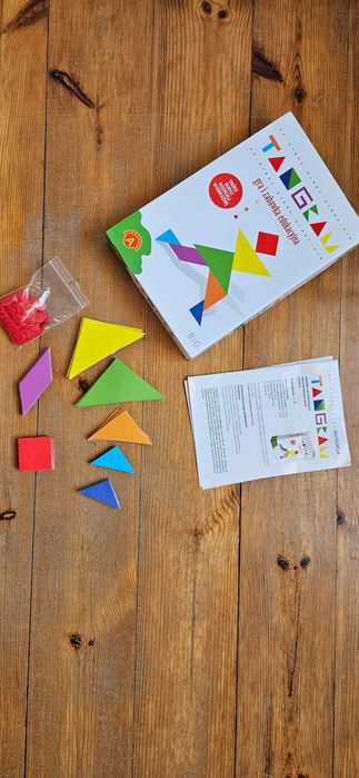 Gra planszowa i zabawka edukacyjna Tangram