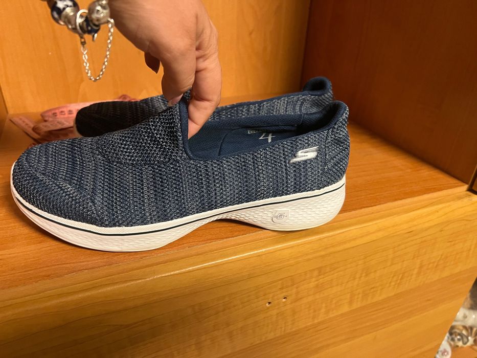 Skechers go wolk тапочки туфлі  мокасини літні