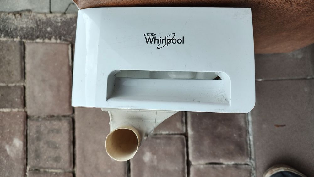 Pralka Whirlpool -dozownik detergentów