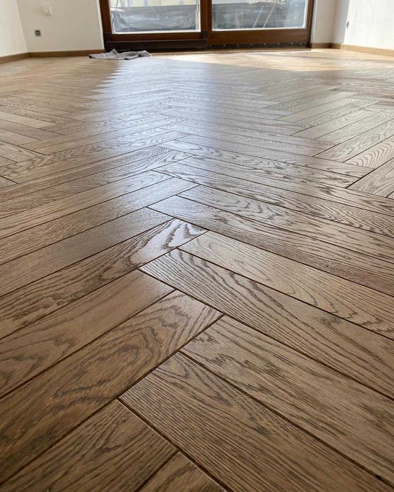 Deska podłogowa DĘBOWA,parkiet -warstwowa/lita, lakierowana,olejowana