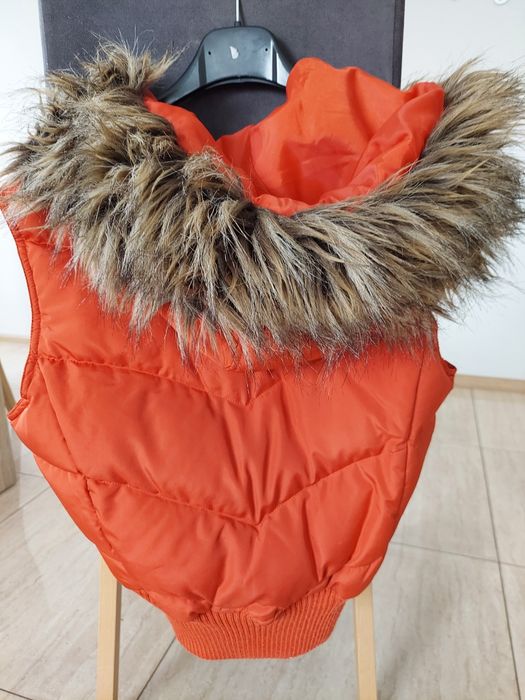 Sprzedam bezrękawnik puchowy Clockhouse!