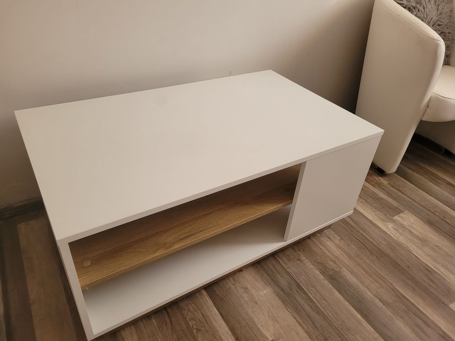 Ława   biała  z drewnem