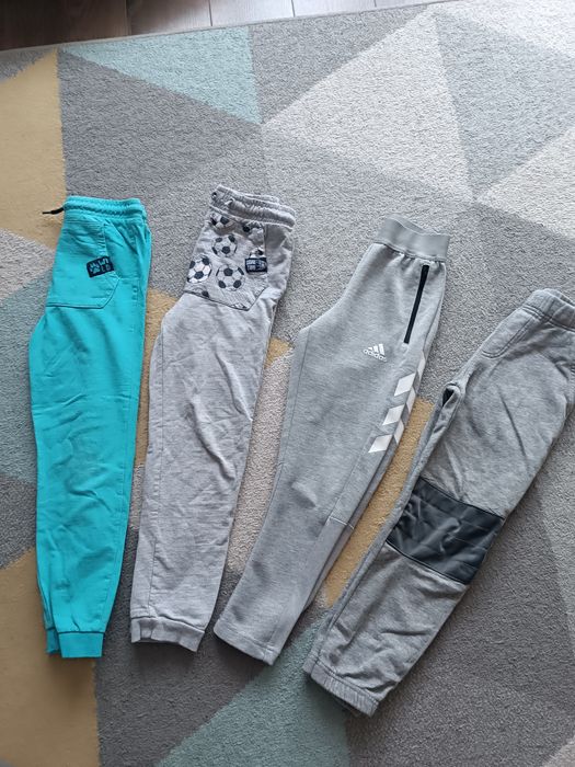 Spodnie dresowe 122,128 rurki joggersy jeans