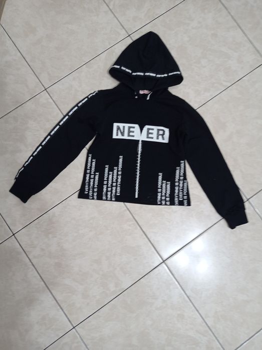 Светр на дівчинку