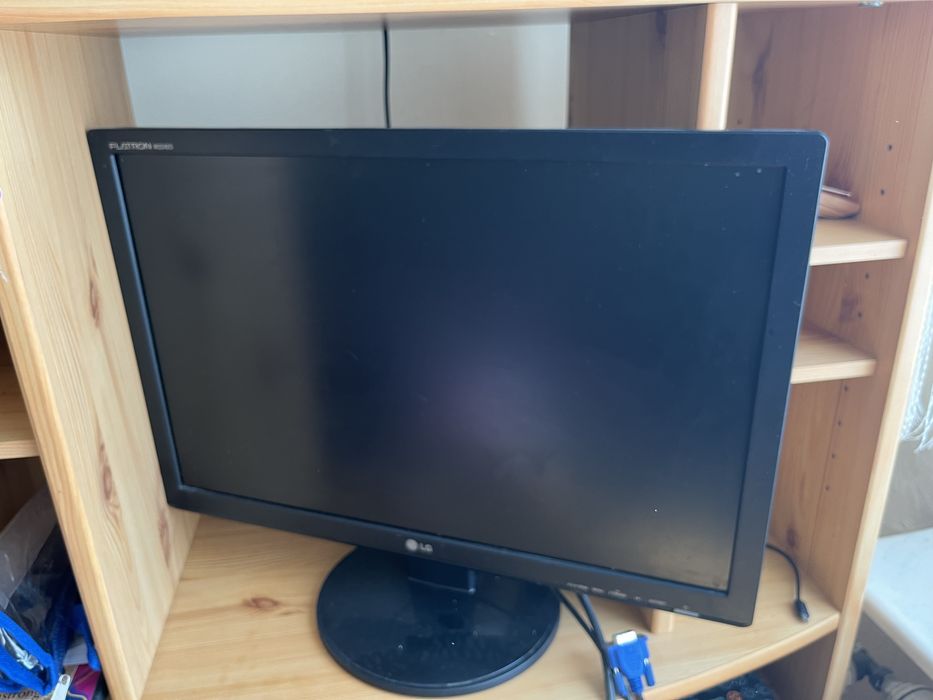Monitor LG Flatron W2242s uzywany