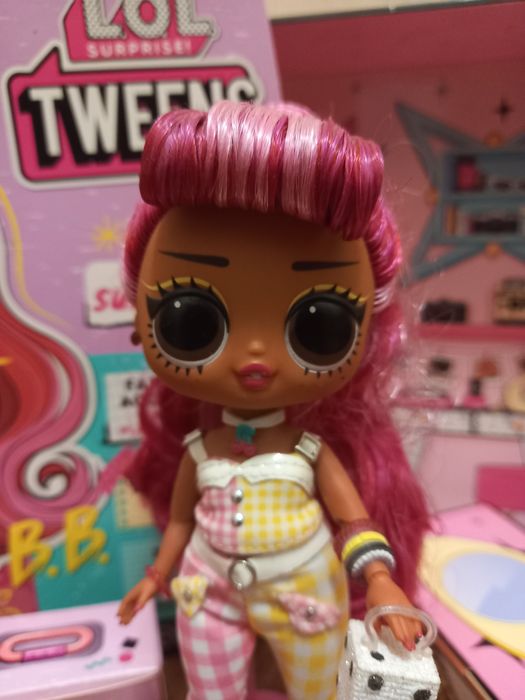 Лялька LOL omg Tweens Cherry
